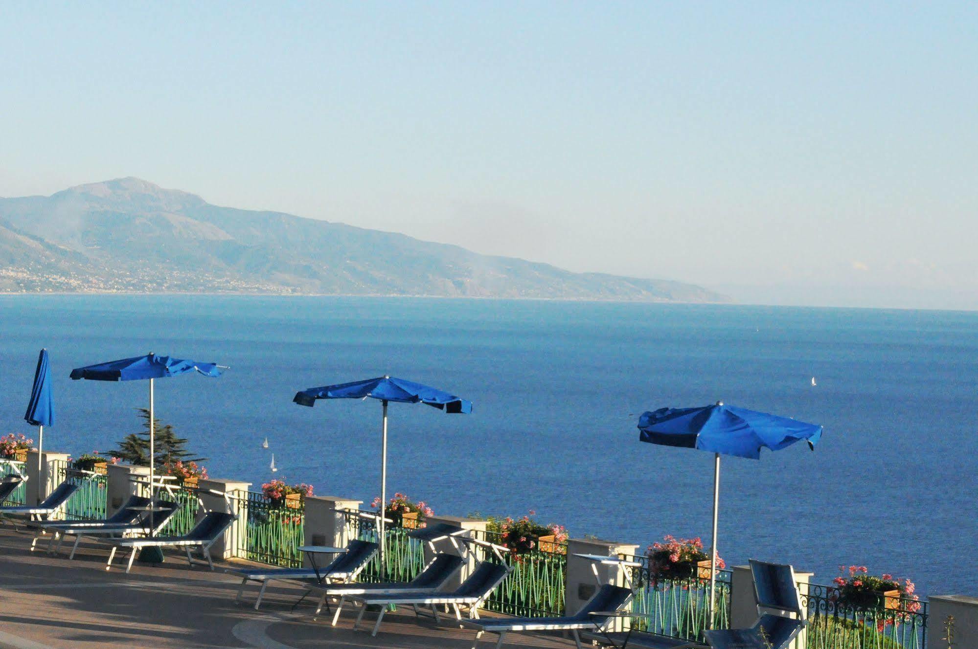 Grand Hotel San Michele Четраро Екстериор снимка